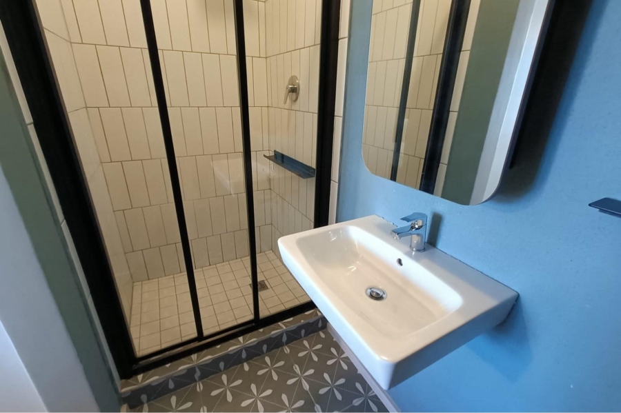 To Let 2 Bedroom Property for Rent in Waves Edge Western Cape